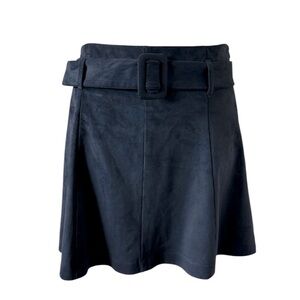 Zara Women’s Black Faux Suede Miniskirt With Belt size Large